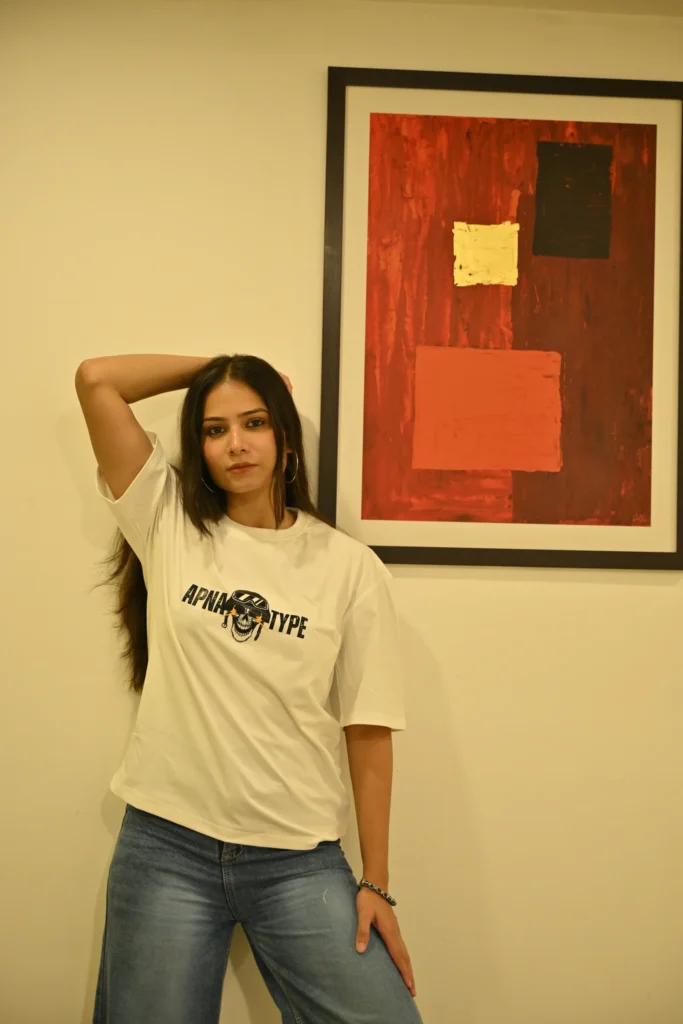 APNATYPE Abstract Maze White Oversized Graphic T-Shirt